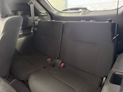 Used 2022 Mitsubishi Outlander ES image 23