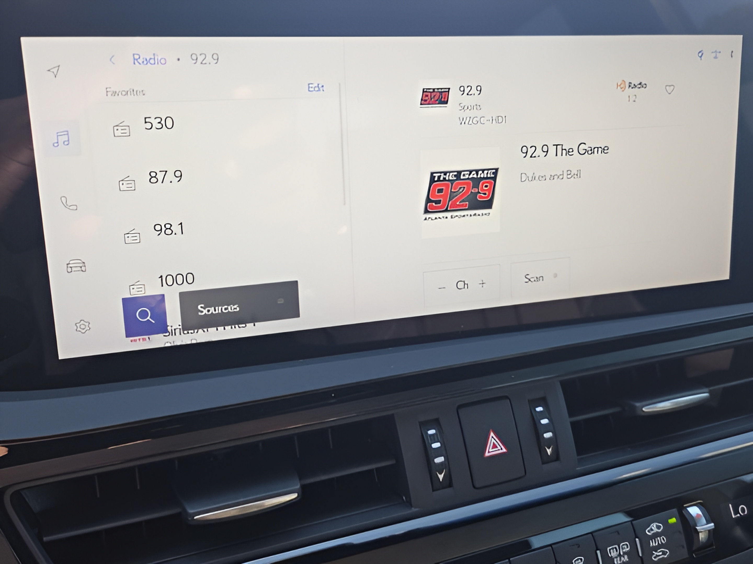 Certified 2024 Lexus ES 350 F Sport w/ Accessory Package (Z2) FWD image 23