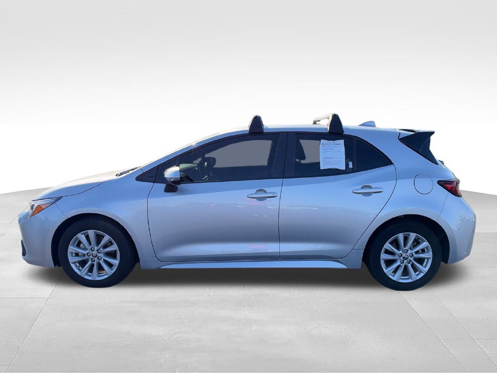 Used 2025 Toyota Corolla SE FWD image 2