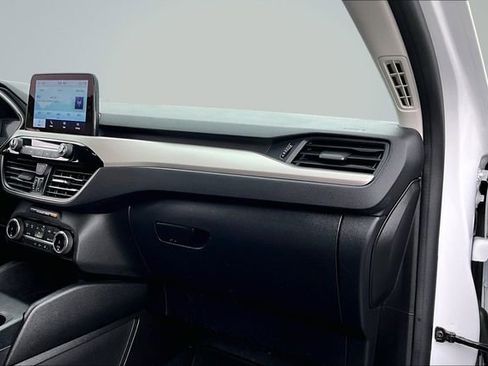 Used 2022 Ford Escape SE w/ Convenience Package image 25