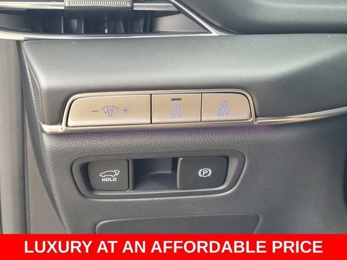 Used 2024 Genesis GV80 3.5T AWD/4WD image 29