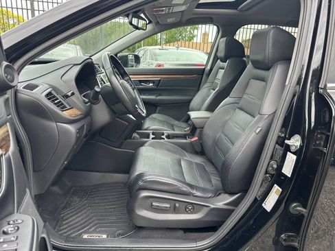 Used 2018 Honda CR-V Touring image 13