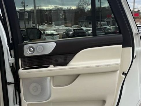 Used 2021 Lincoln Navigator L Black Label w/ Special Edition Package image 69
