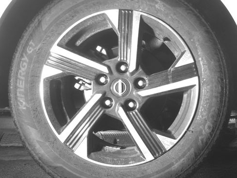 Used 2025 Nissan Sentra SV FWD image 15