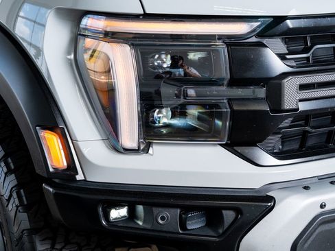 Used 2024 Ford F150 Raptor image 16