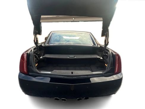 Used 2005 Cadillac XLR RWD image 35