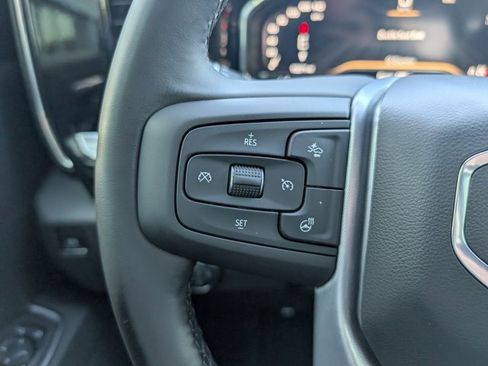 Used 2025 GMC Sierra 1500 Elevation image 17