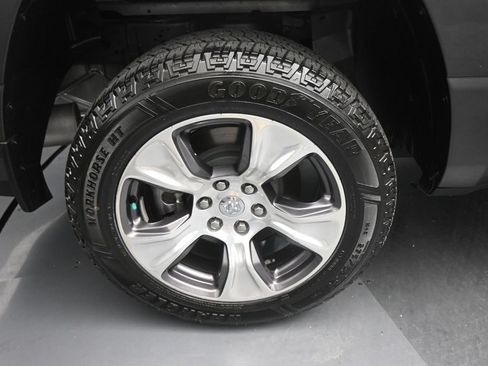 Used 2024 RAM 1500 Laramie RWD image 25