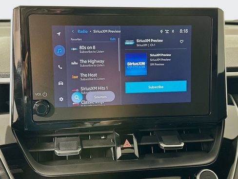 Used 2025 Toyota Corolla Cross XSE image 15