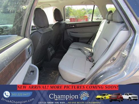 Used 2019 Subaru Outback 2.5i Limited w/ Popular Package #2 AWD/4WD image 9