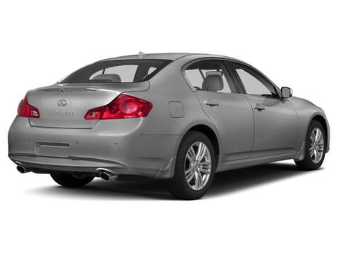 Used 2015 INFINITI Q40 AWD w/ Navigation Package image 2