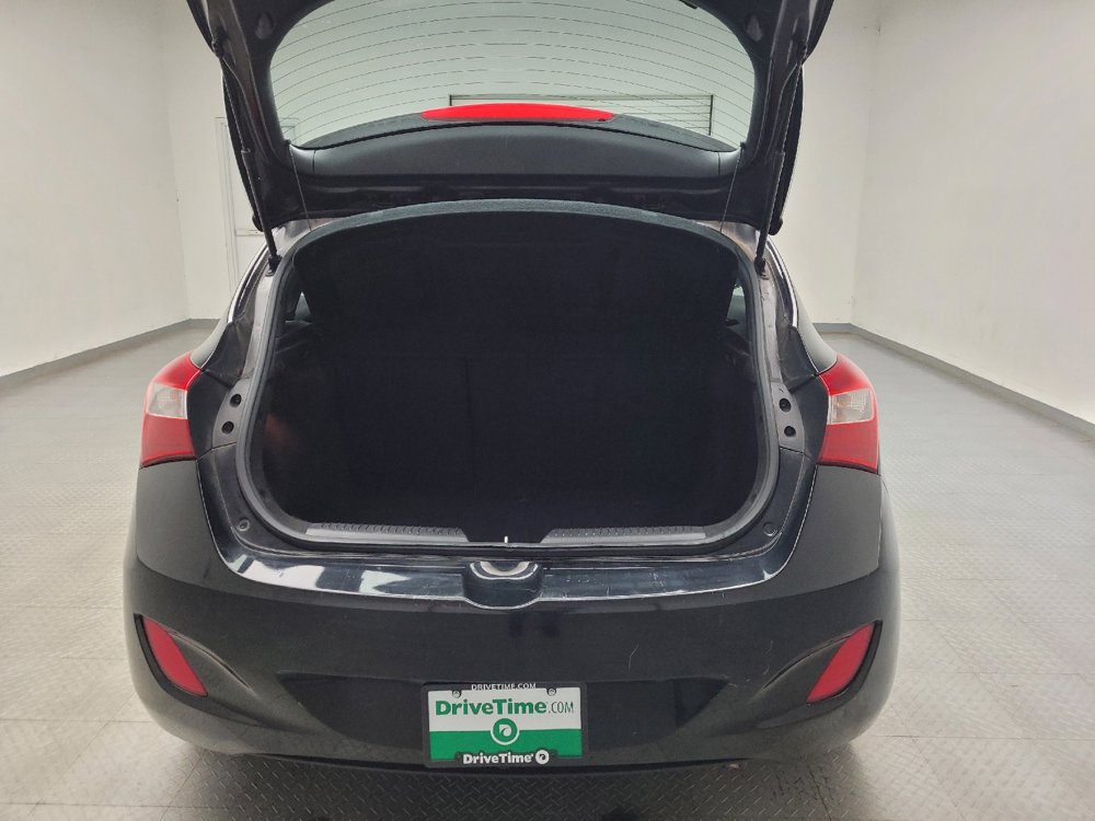 Used 2017 Hyundai Elantra GT FWD image 29