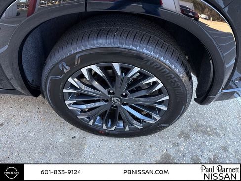 New 2026 Nissan Rogue Platinum image 28