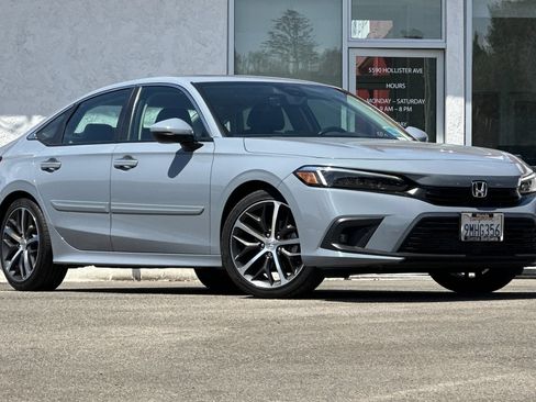 Used 2024 Honda Civic Touring image 2