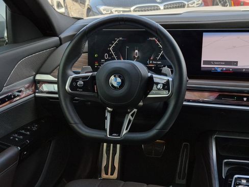 Certified 2023 BMW 760i xDrive w/ Parking Assistance Package image 31