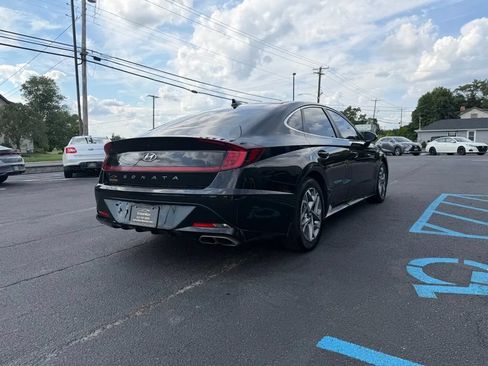 Used 2021 Hyundai Sonata SEL w/ Preferred Accessory Package FWD image 3