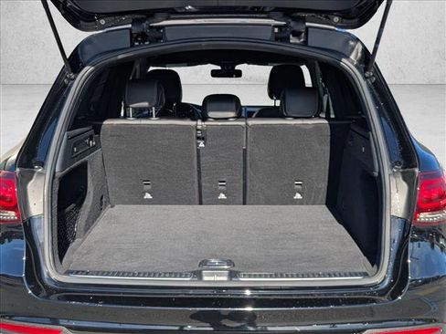 Used 2021 Mercedes-Benz GLC 300 image 6