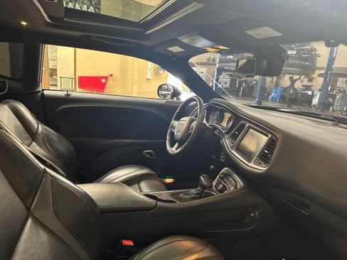 Used 2016 Dodge Challenger R/T Plus RWD image 7