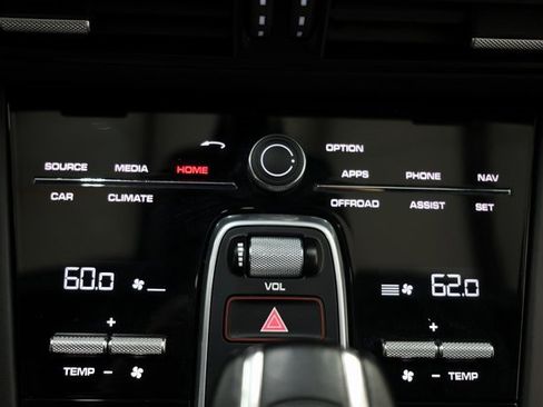 Used 2020 Porsche Cayenne Turbo image 93