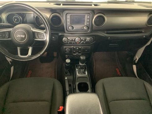 Used 2020 Jeep Gladiator Sport w/ Quick Order Package 24S AWD/4WD image 2