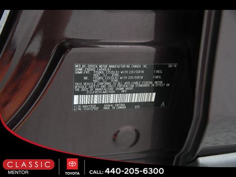 Used 2018 Toyota RAV4 SE w/ All Weather Liner Package AWD/4WD image 23