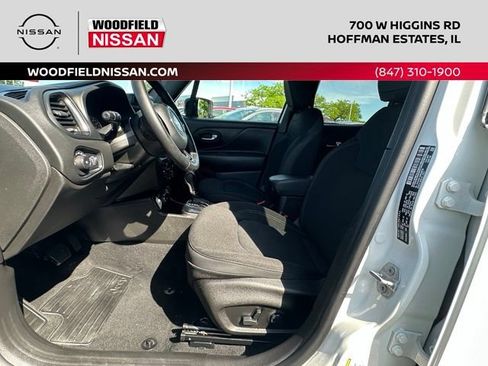 Used 2022 Jeep Renegade Altitude w/ Convenience Group AWD/4WD image 27