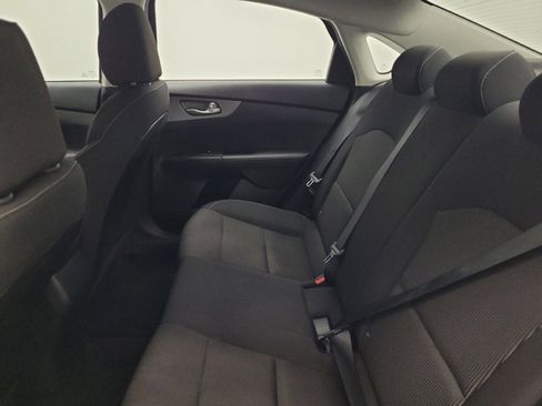 Used 2019 Kia Forte LXS image 18