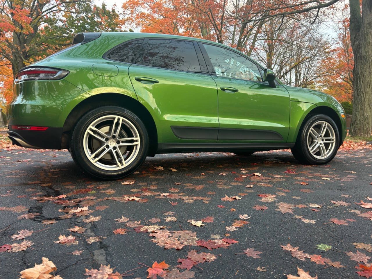 Used 2019 Porsche Macan AWD/4WD image 9