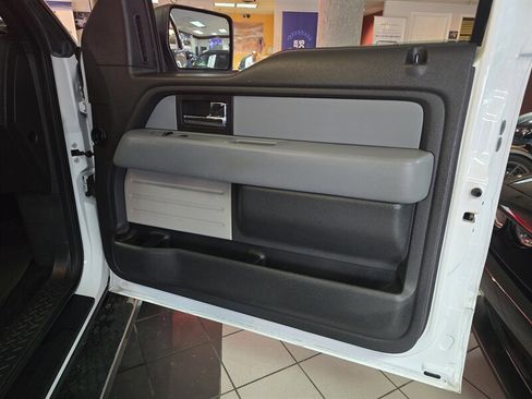 Used 2014 Ford F150 XLT image 11