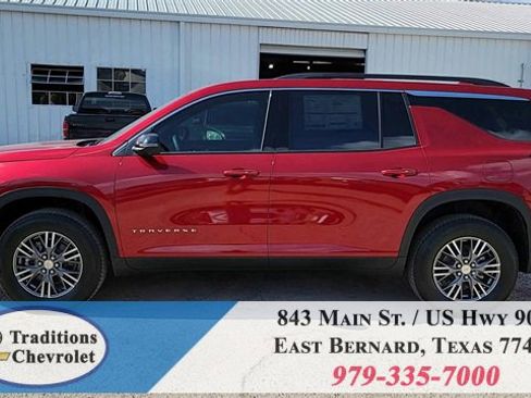 New 2026 Chevrolet Traverse LT w/ Driver Confidence Package image 5