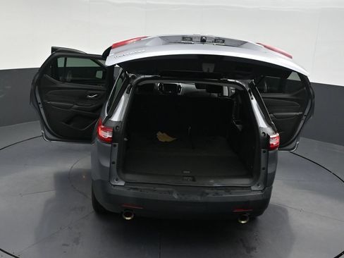 Used 2021 Chevrolet Traverse LS FWD image 35