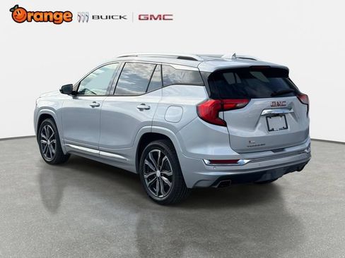 Used 2018 GMC Terrain Denali w/ Advanced Safety Package FWD image 5
