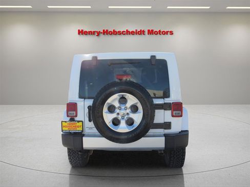 Used 2017 Jeep Wrangler Unlimited Sahara w/ Dual Top Group image 3