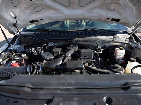 Used 2021 Ford F250 XL w/ Power Equipment Group RWD image 31