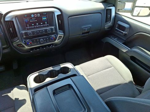 Used 2016 Chevrolet Silverado 2500 LT w/ LT Convenience Package AWD/4WD image 12