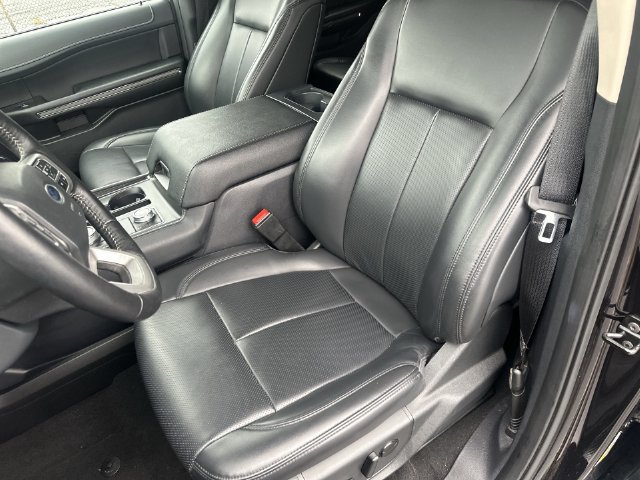 Used 2024 Ford Expedition XLT AWD/4WD image 15