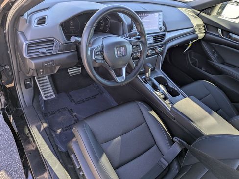 Used 2022 Honda Accord Sport image 9