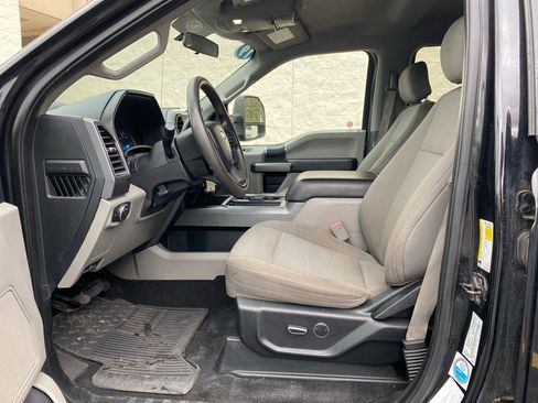 Used 2019 Ford F250 XLT w/ Snow Plow Prep Package image 9
