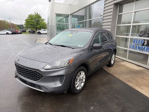 Used 2022 Ford Escape SE w/ Convenience Package AWD/4WD image 2