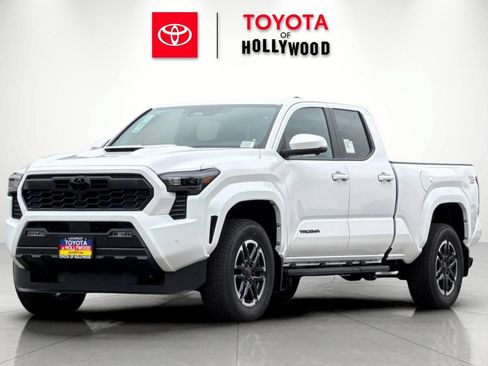 New 2026 Toyota Tacoma TRD Sport AWD/4WD image 7
