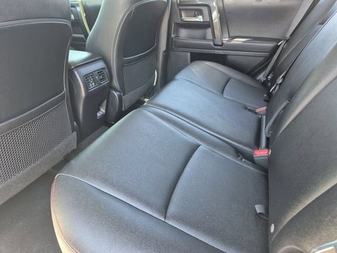 Used 2021 Toyota 4Runner Venture w/ Moonroof Package AWD/4WD image 13