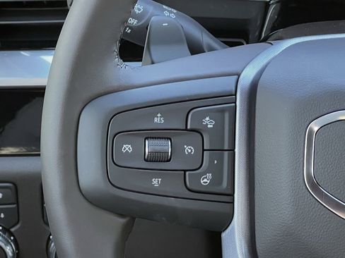 New 2026 GMC Sierra 1500 SLT image 11