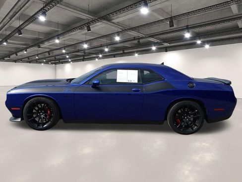 Used 2018 Dodge Challenger T/A image 13