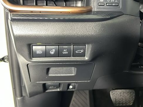 Used 2025 Toyota Grand Highlander AWD Hybrid image 19