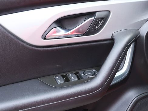 Used 2021 Chevrolet Blazer LT image 37