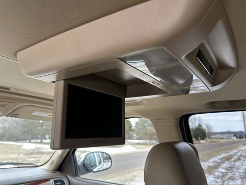 Used 2010 Chevrolet Tahoe LTZ image 21