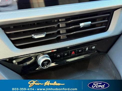 New 2026 Ford Explorer ST-Line w/ ST-Line Street Pack image 33