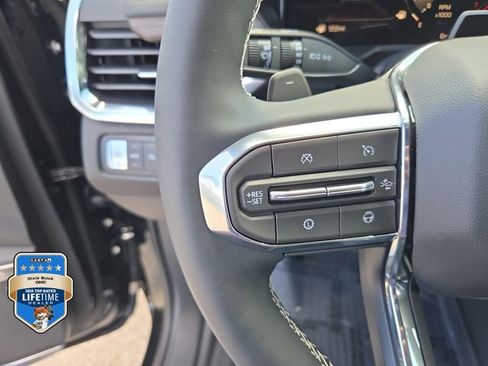 New 2026 GMC Acadia Denali w/ Super Cruise Package FWD image 24