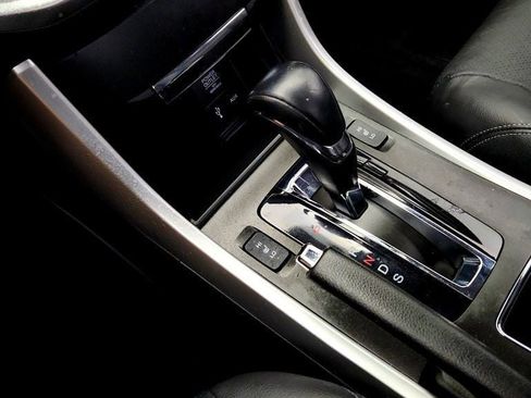 Used 2015 Honda Accord EX-L image 17