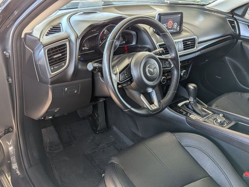 Used 2017 MAZDA MAZDA3 Grand Touring image 13